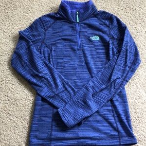 Quarter-zip north face